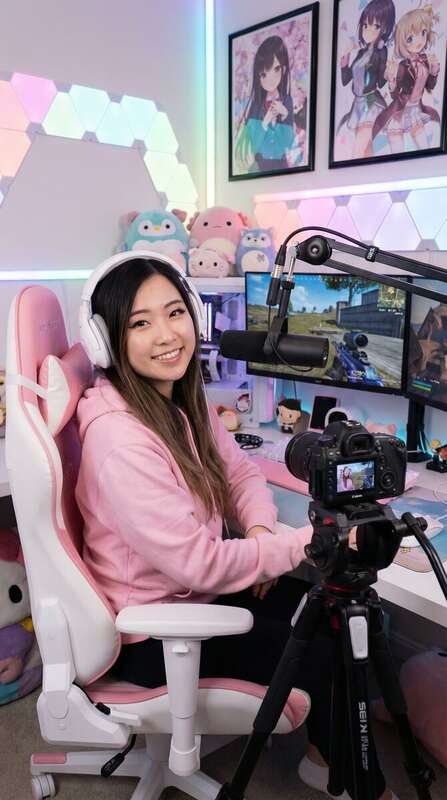 萝莉岛社区顾问